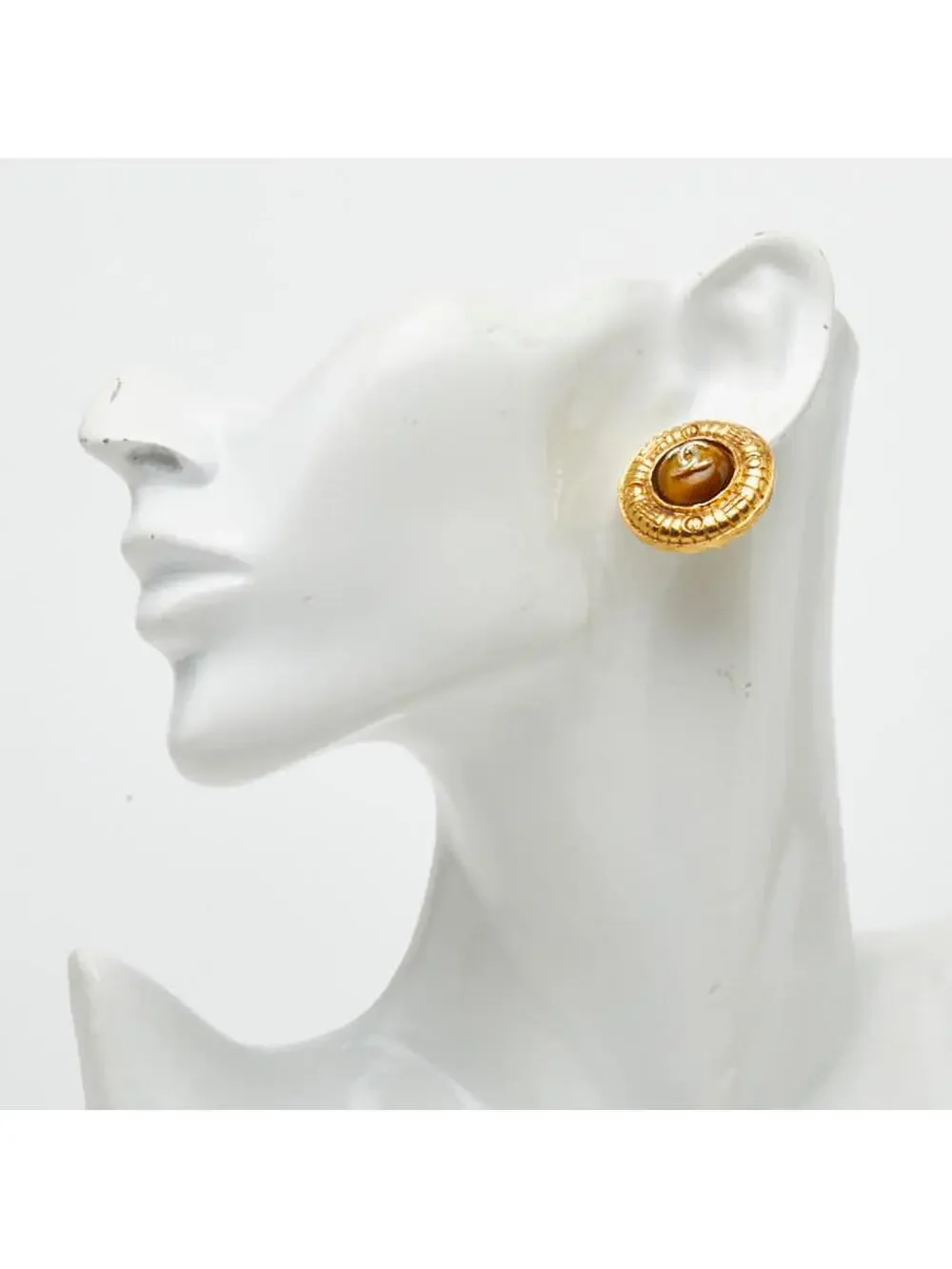 Chanel Cc Logo Round Clip-On Earrings #299645C60B
